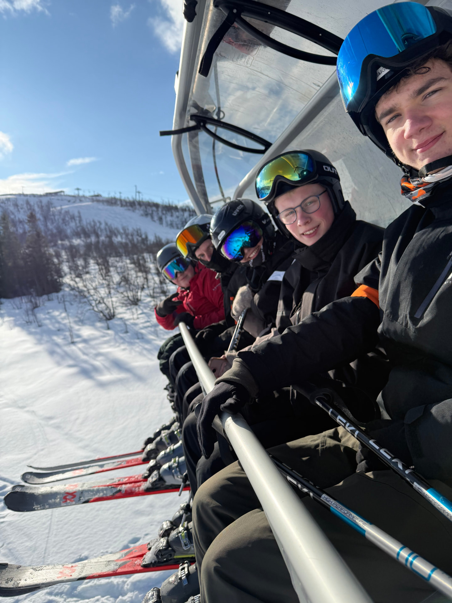 Elever på skitur med Nørbæk Efterskole